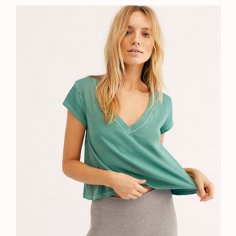 Free People ‘v easy tee’